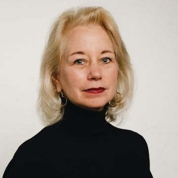 Laura Lippman - Photo by Vickie Gray