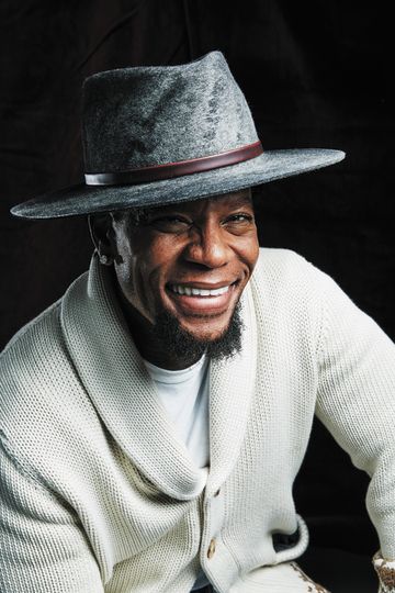 D. L. Hughley - Photo by Dave Tada