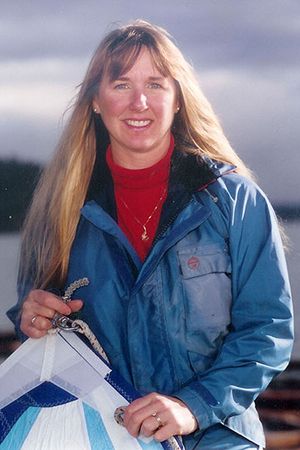 tami oldham ashcraft author sailor