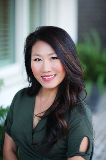 Angela Pham Krans