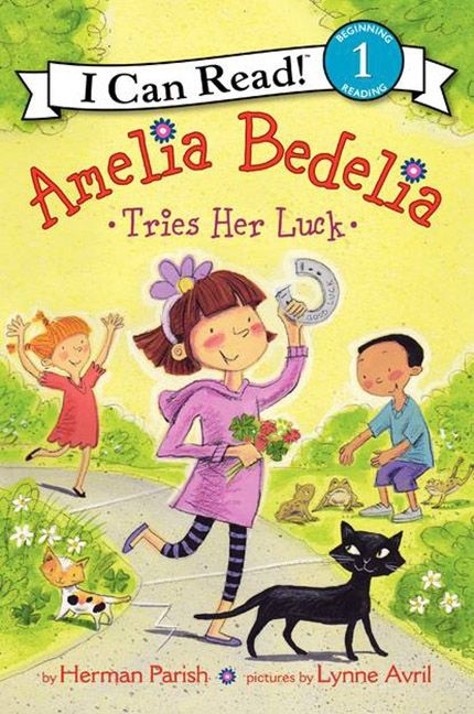 Book cover of amelia bedelia tries her luck