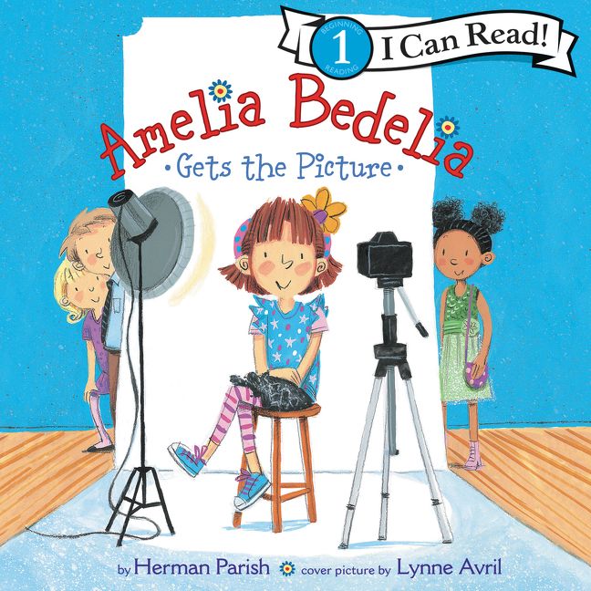 Amelia Bedelia Gets the Picture Unabridged Book Cover