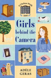 6-chelsea-walk-girls-behind-the-camera