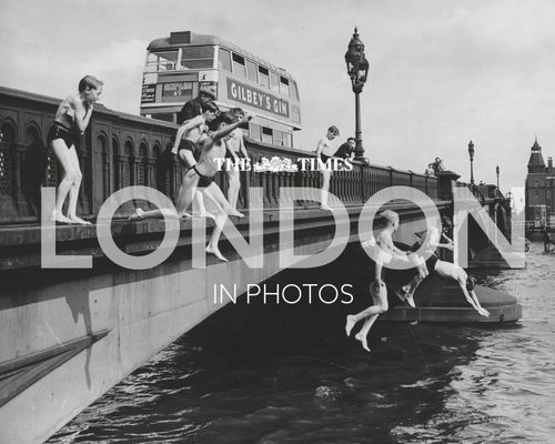 The Times London in Photos, Non-Fiction, Hardback, Times Books - Image 9